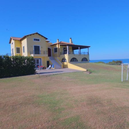 Appartamento Sea Breeze Ena Korakokhórion Esterno foto